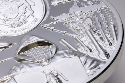 Gabon - 2025 - 3000 Francs - Warfare: War Has No Real Winner / Time Flies Series 5oz version