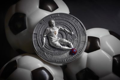 Niue - 2025 - 5 Dollars - Robert Lewandowski RECORD HOLDER (Robert Lewandowski series) 2oz silver